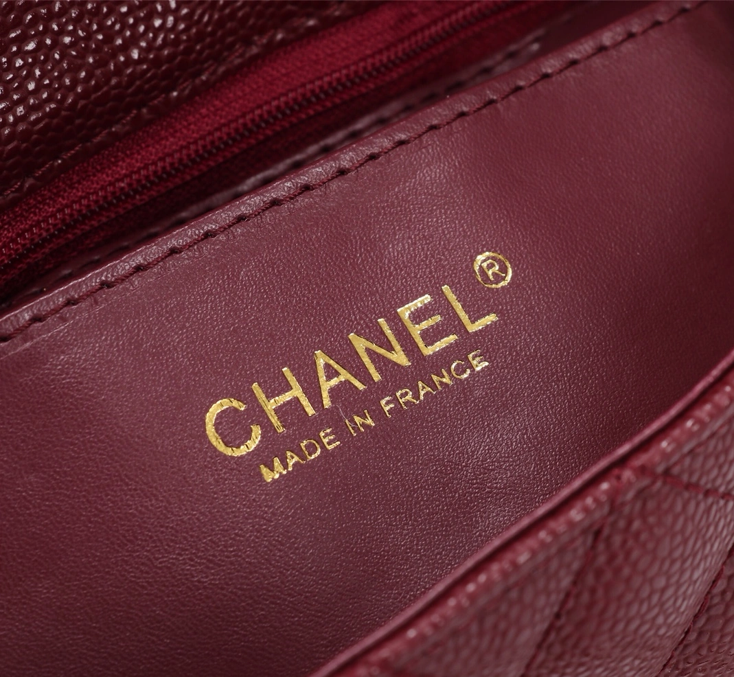 Chanel AAA Quality Messenger Bags For Women Stylish 4680