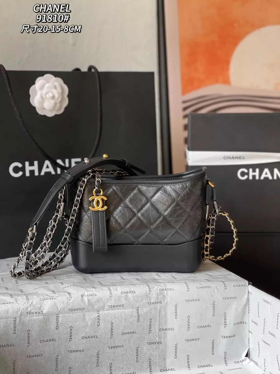 Chanel AAA Quality Messenger Bags For Women Stylish 6479