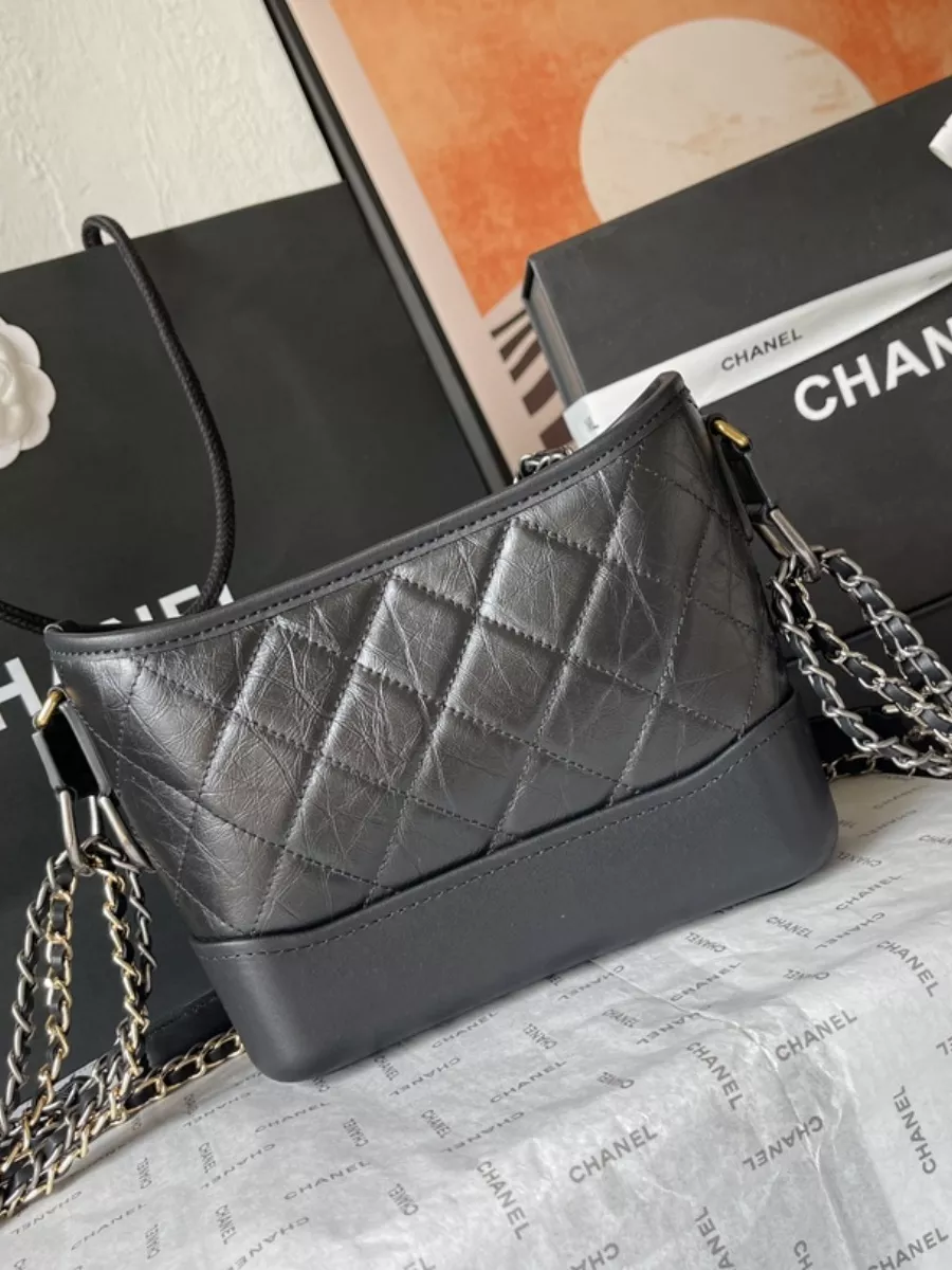Chanel AAA Quality Messenger Bags For Women Stylish 6479