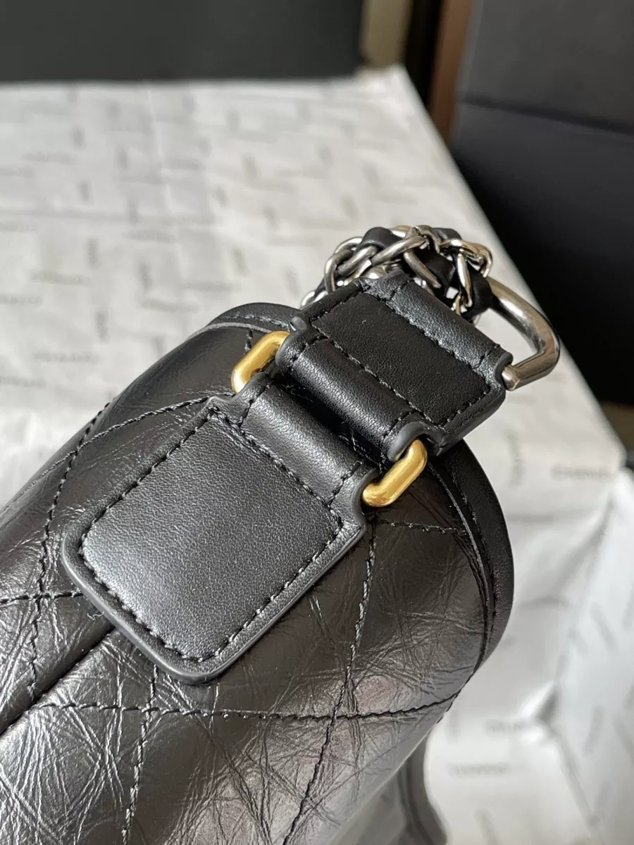 Chanel AAA Quality Messenger Bags For Women Stylish 6479