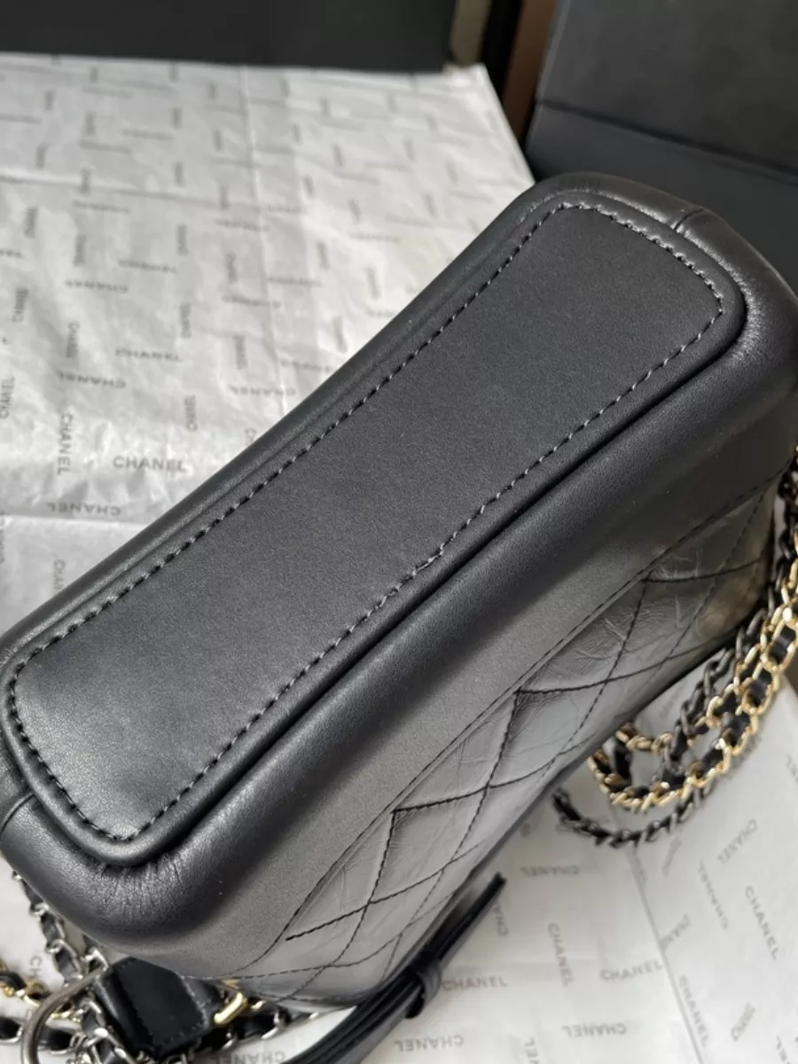 Chanel AAA Quality Messenger Bags For Women Stylish 6479