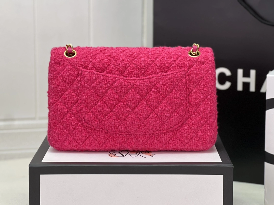Chanel AAA Quality Messenger Bags For Women Stylish 8538