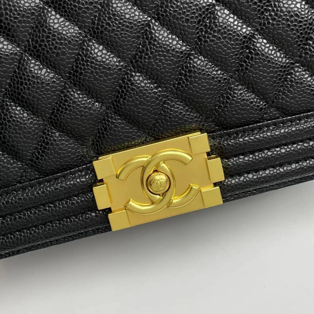 Chanel AAA Quality Messenger Bags For Women Timeless 3810