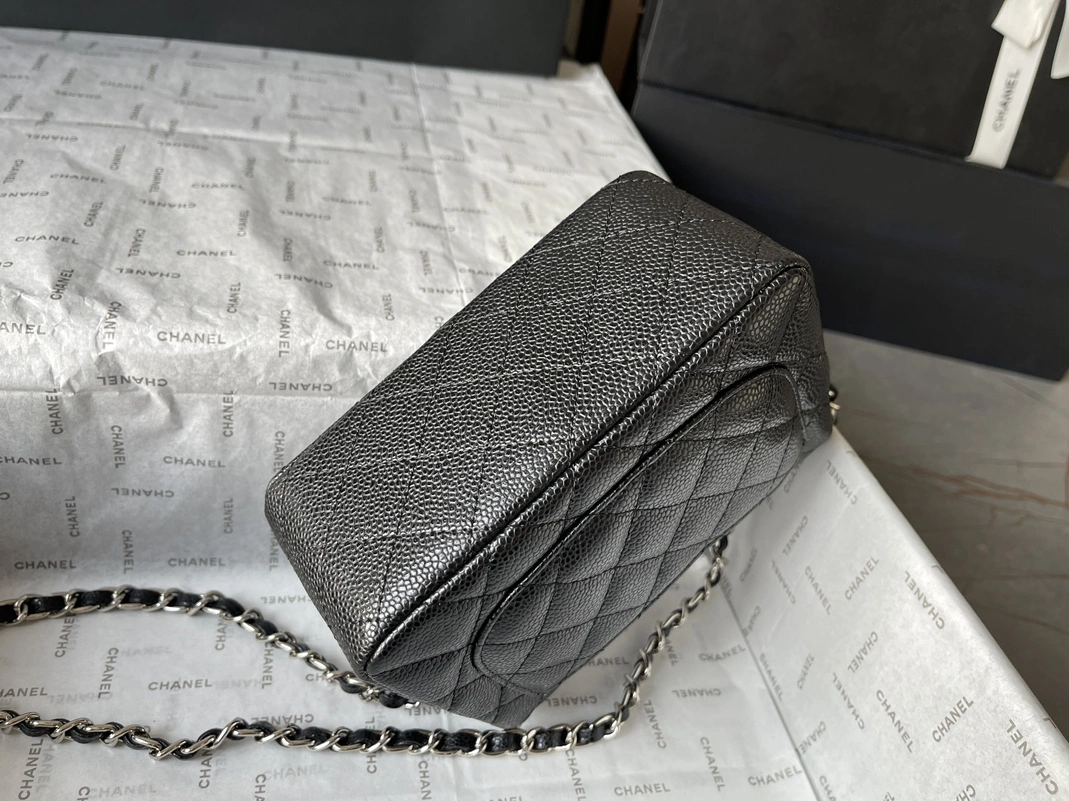 Chanel AAA Quality Messenger Bags For Women Timeless 4454