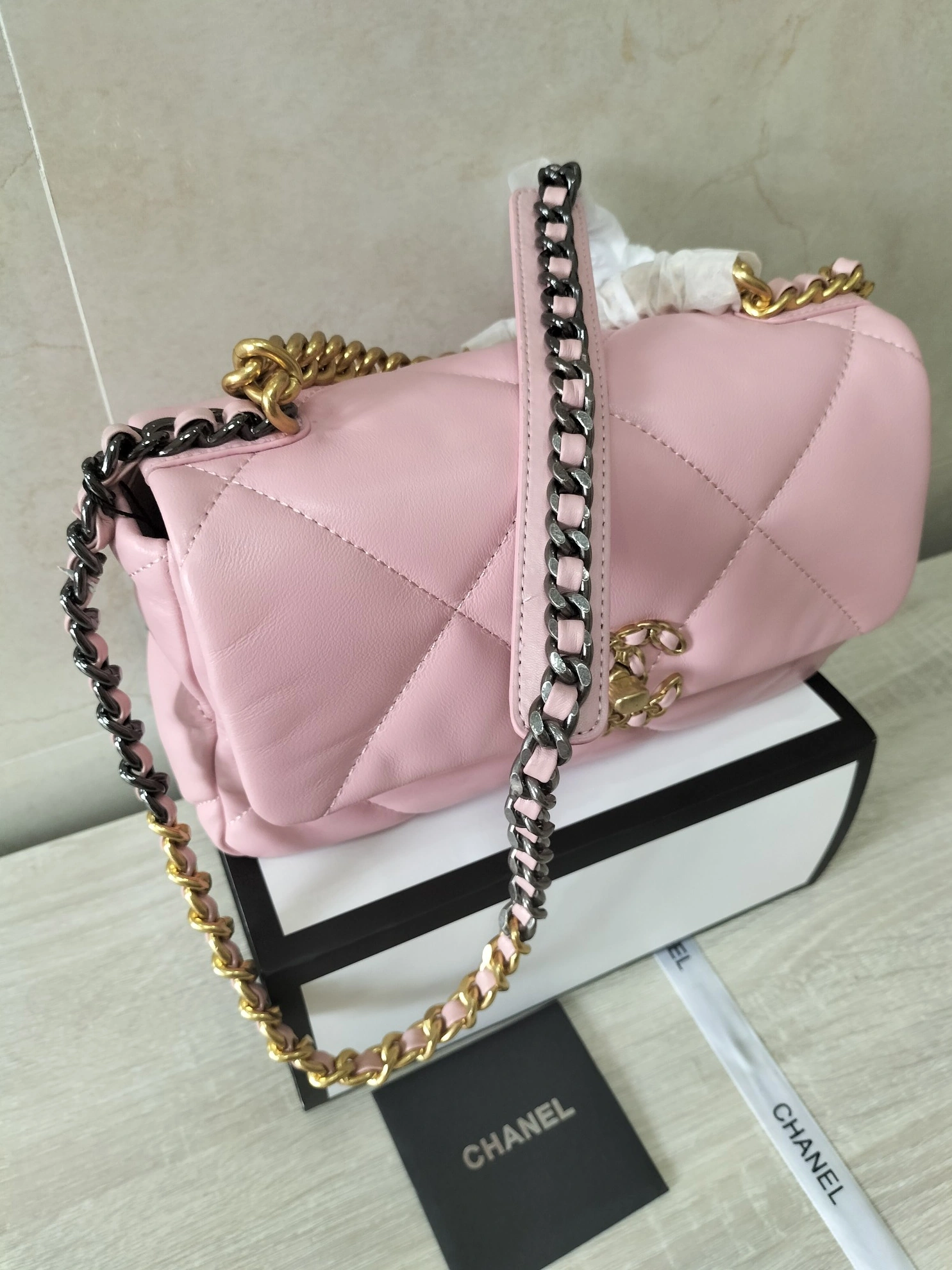 Chanel AAA Quality Messenger Bags For Women Timeless 8523
