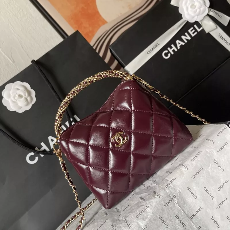 Chanel AAA Quality Messenger Bags For Women Timeless 9732