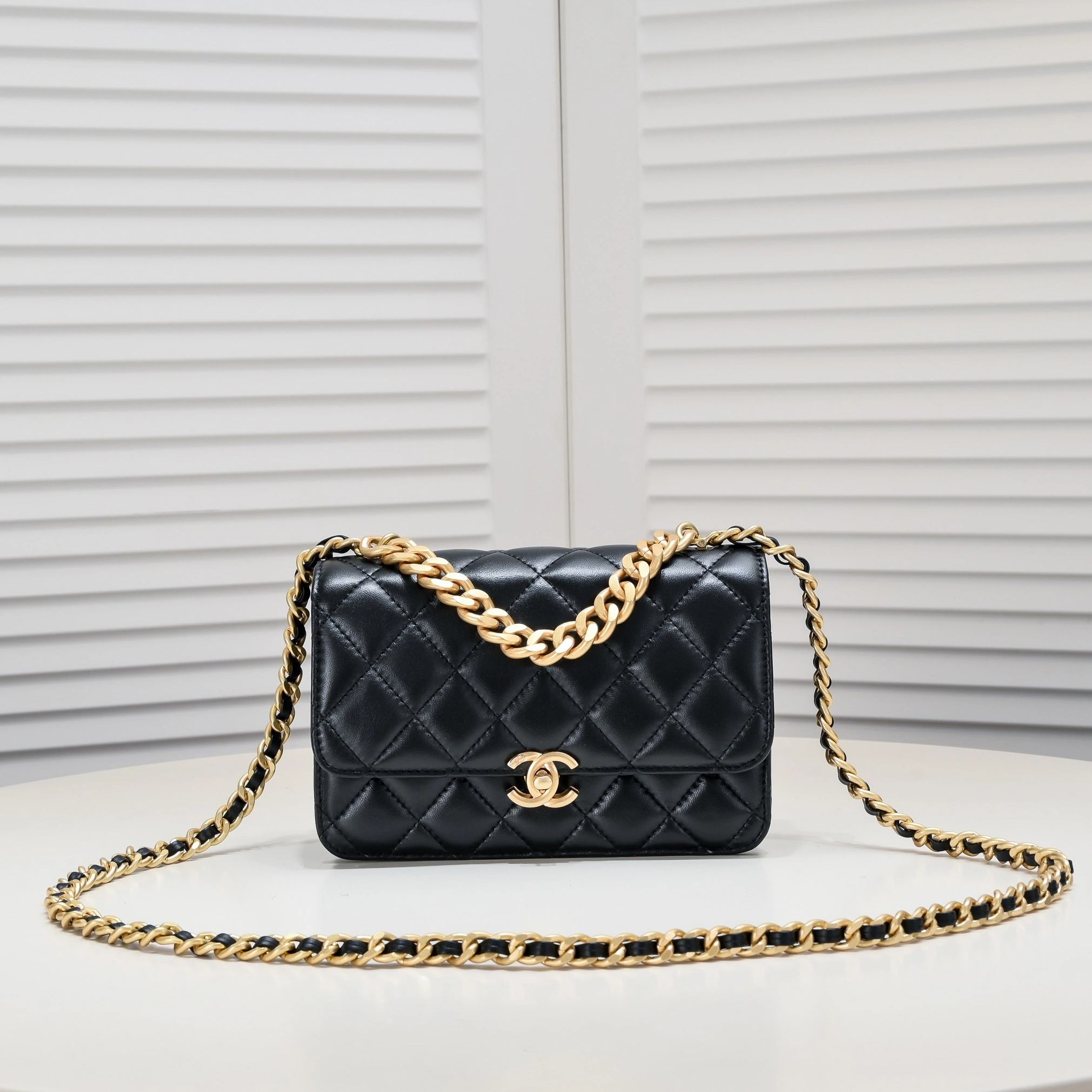 Chanel AAA Quality Messenger Bags For Women TopPick 6449