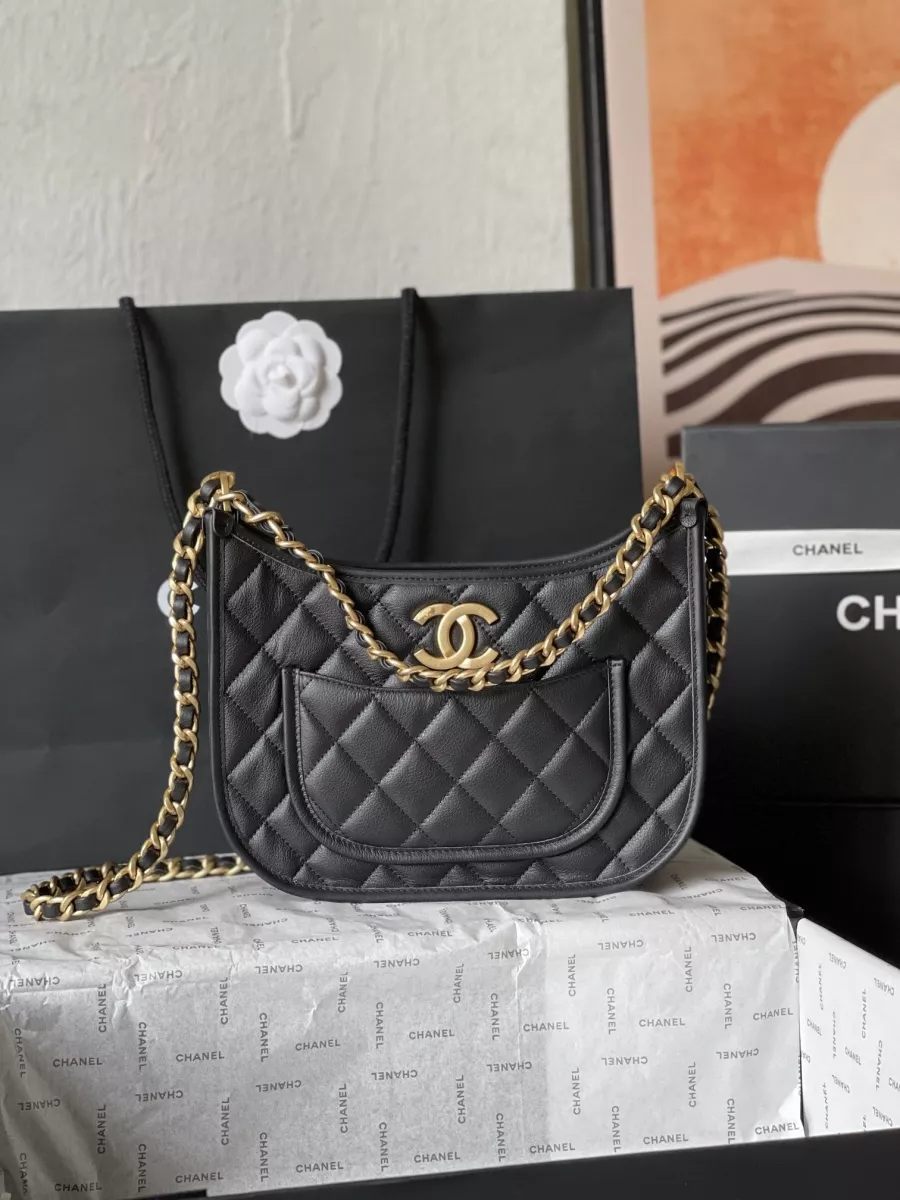 Chanel AAA Quality Messenger Bags For Women Trendy 3607