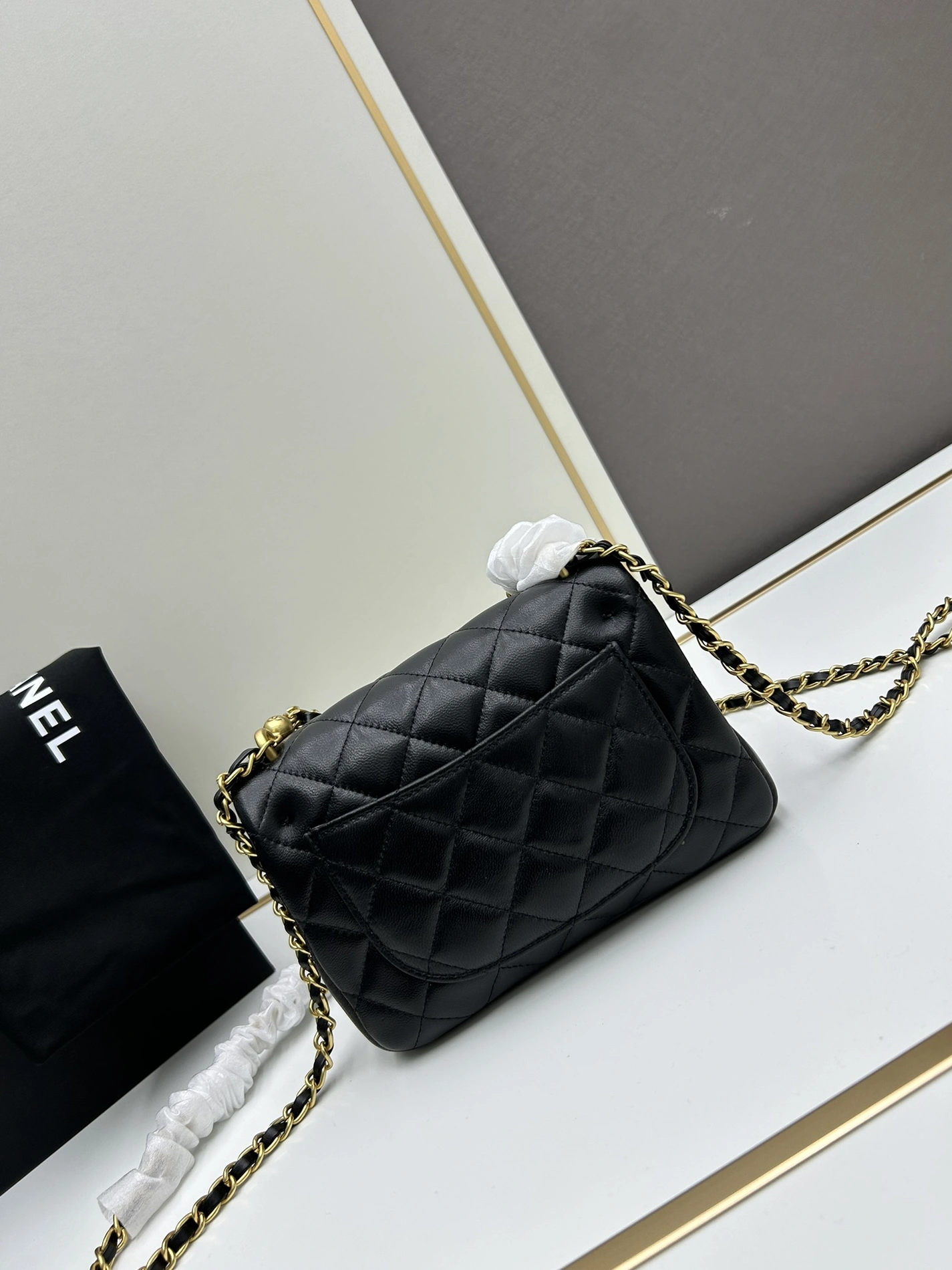 Chanel AAA Quality Messenger Bags For Women Versatile 9270