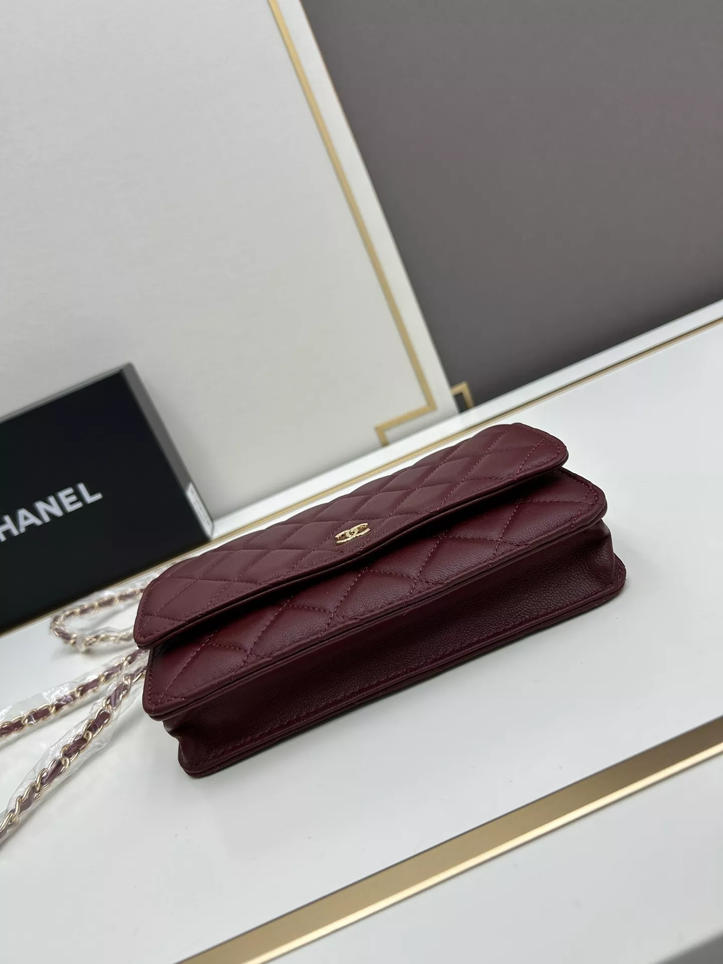 Chanel AAA Quality Messenger Bags For Women Vibrant 6865