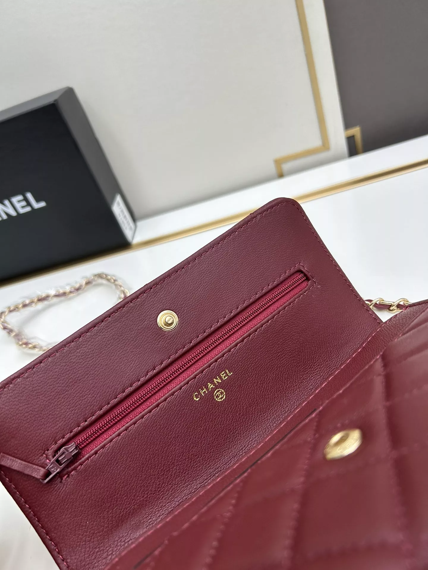 Chanel AAA Quality Messenger Bags For Women Vibrant 6865