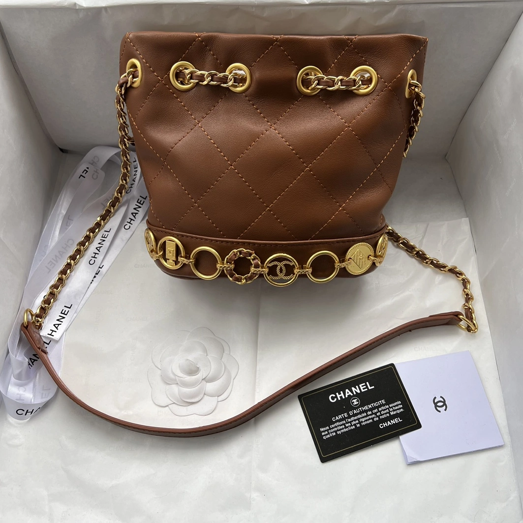 Chanel AAA Quality Messenger Bags For Women WellDesigned 5629