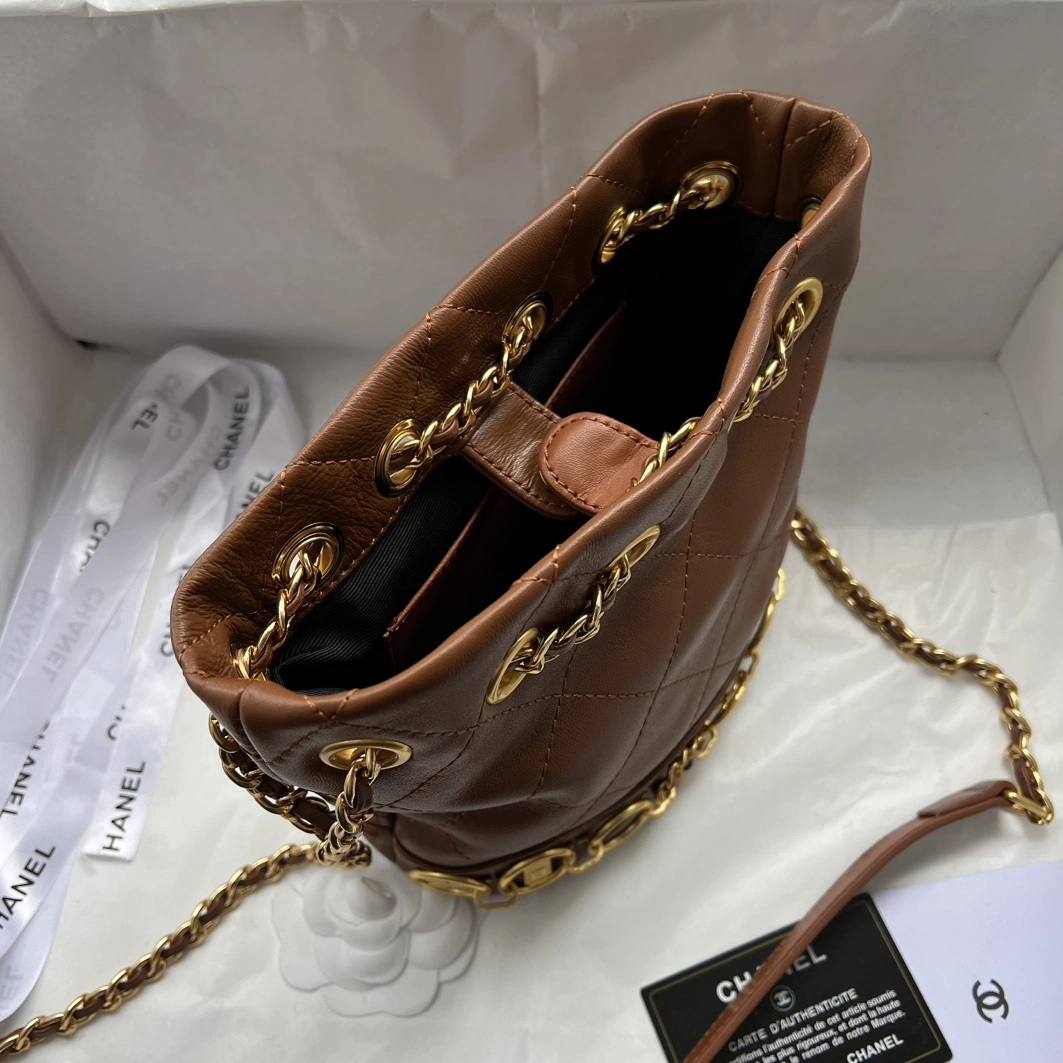 Chanel AAA Quality Messenger Bags For Women WellDesigned 5629