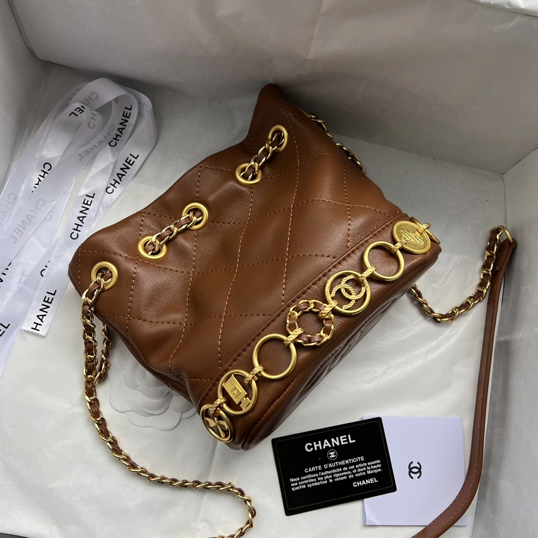 Chanel AAA Quality Messenger Bags For Women WellDesigned 5629