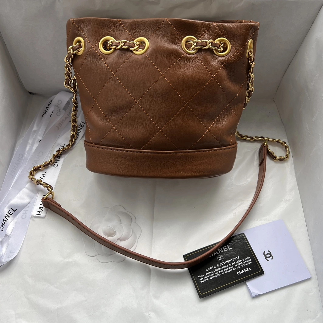Chanel AAA Quality Messenger Bags For Women WellDesigned 5629