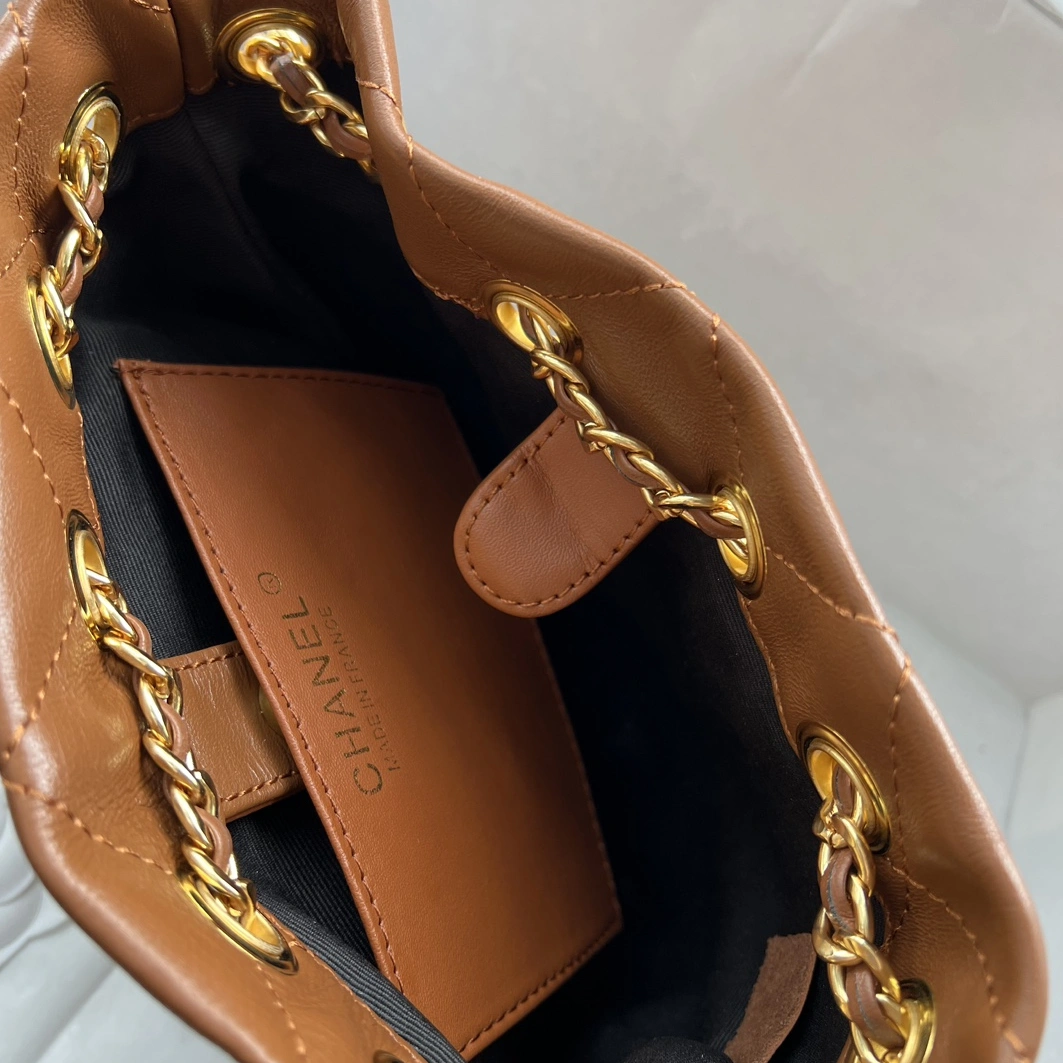 Chanel AAA Quality Messenger Bags For Women WellDesigned 5629