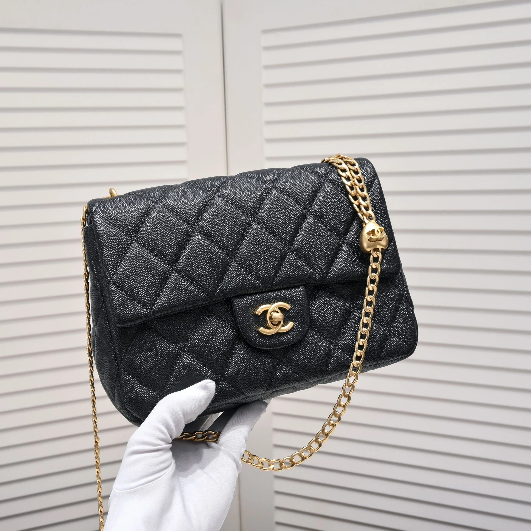 Chanel AAA Quality Messenger Bags For Women WellDesigned 7205