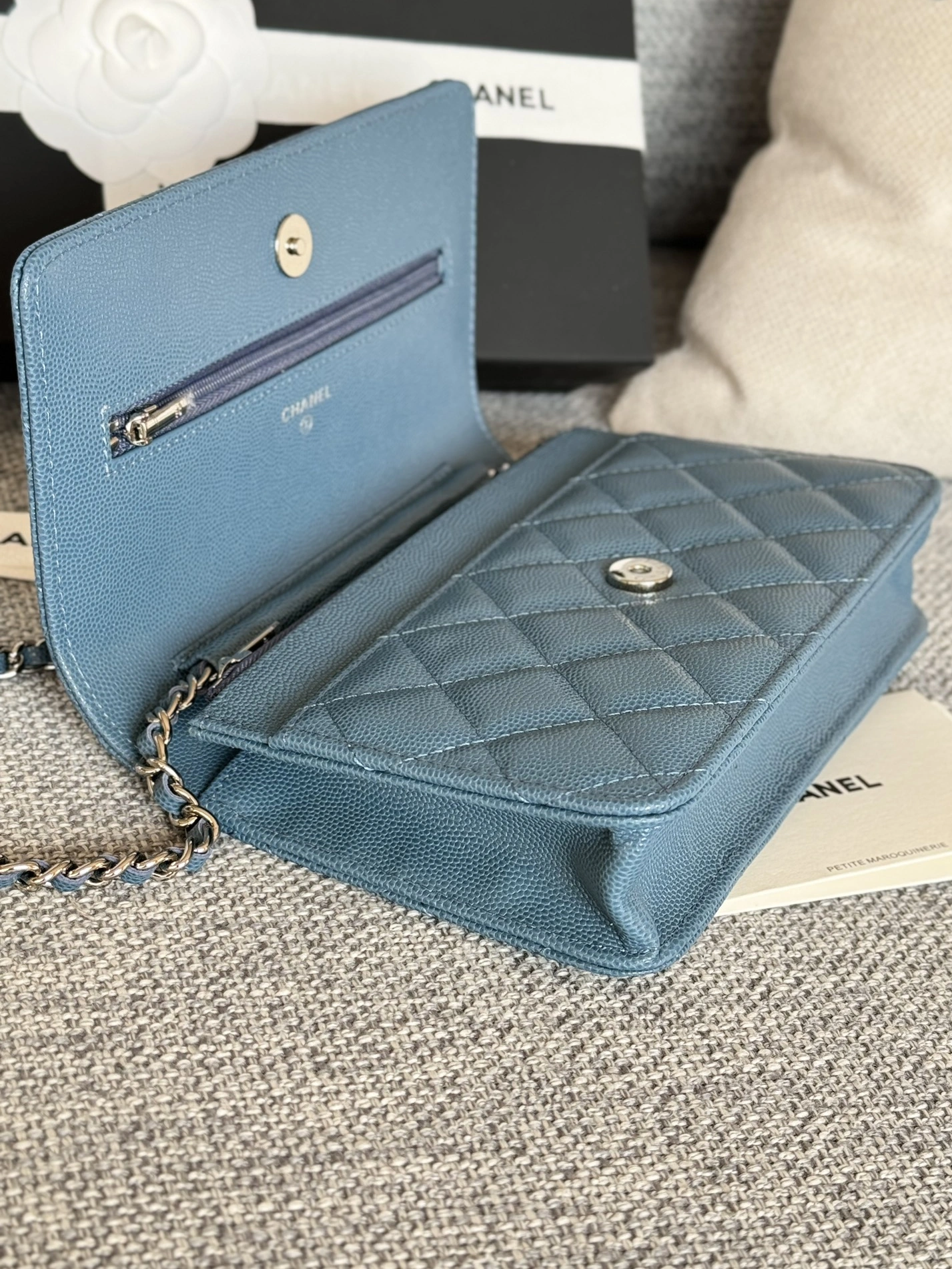 Chanel AAA Quality Messenger Bags In Silver For Women SportInspired 2256