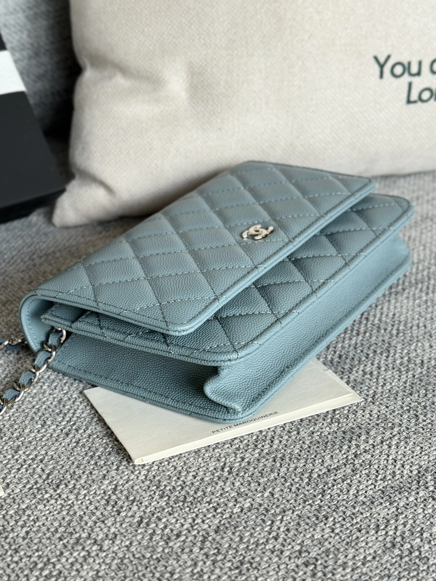 Chanel AAA Quality Messenger Bags In Silver For Women Versatile 9358