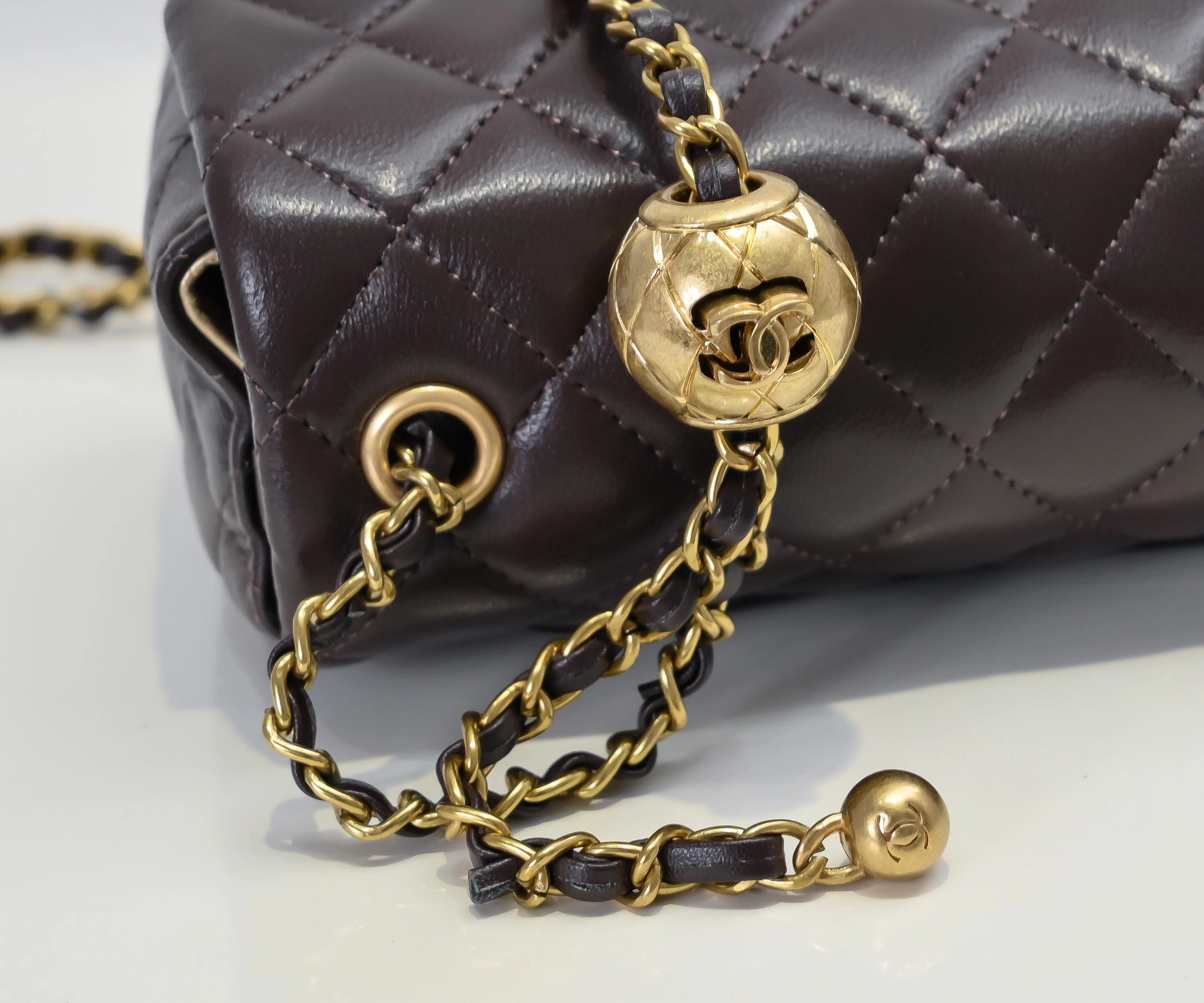 Chanel AAA Quality Messenger Bags Trendsetting 4715