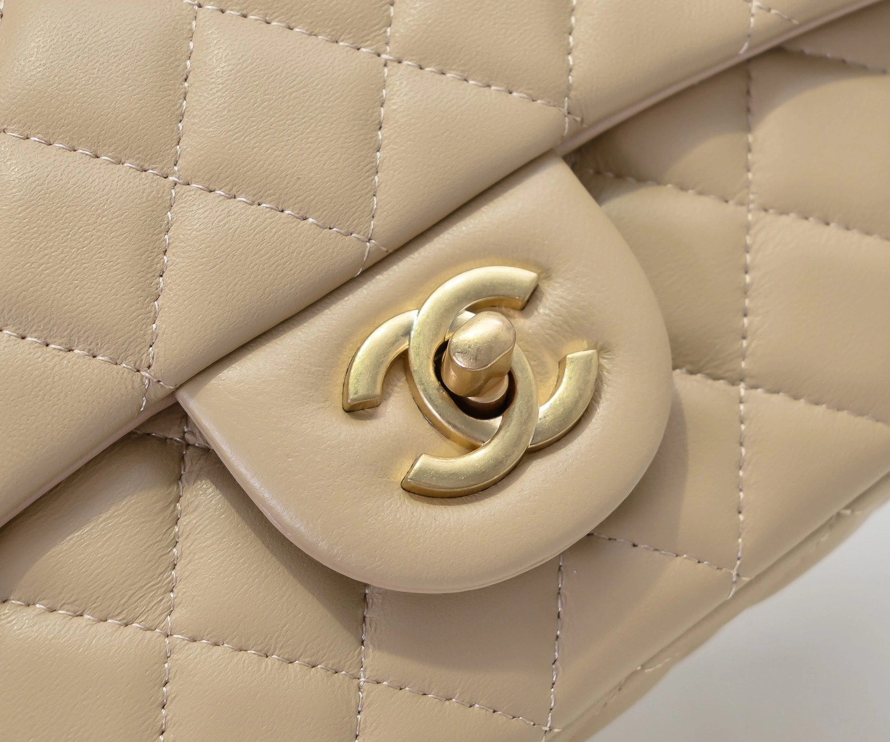 Chanel AAA Quality Messenger Bags WellDesigned 4776