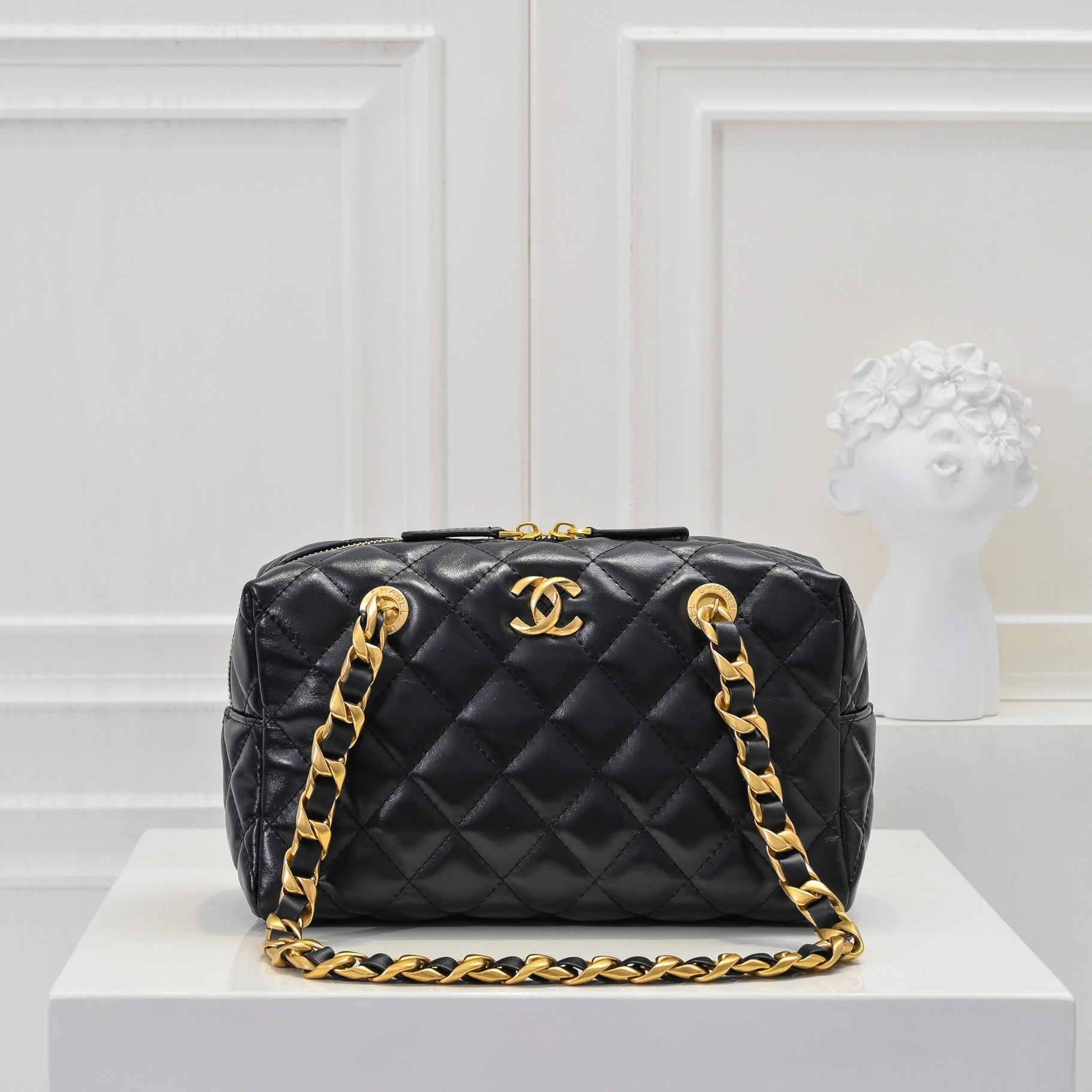 Chanel AAA Quality Shoulder Bags Breathable 6317
