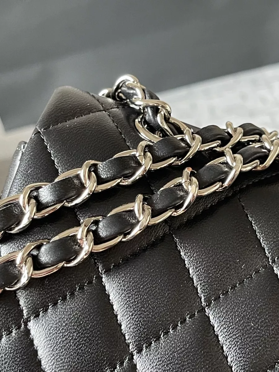 Chanel AAA Quality Shoulder Bags For Women Affordable 5167