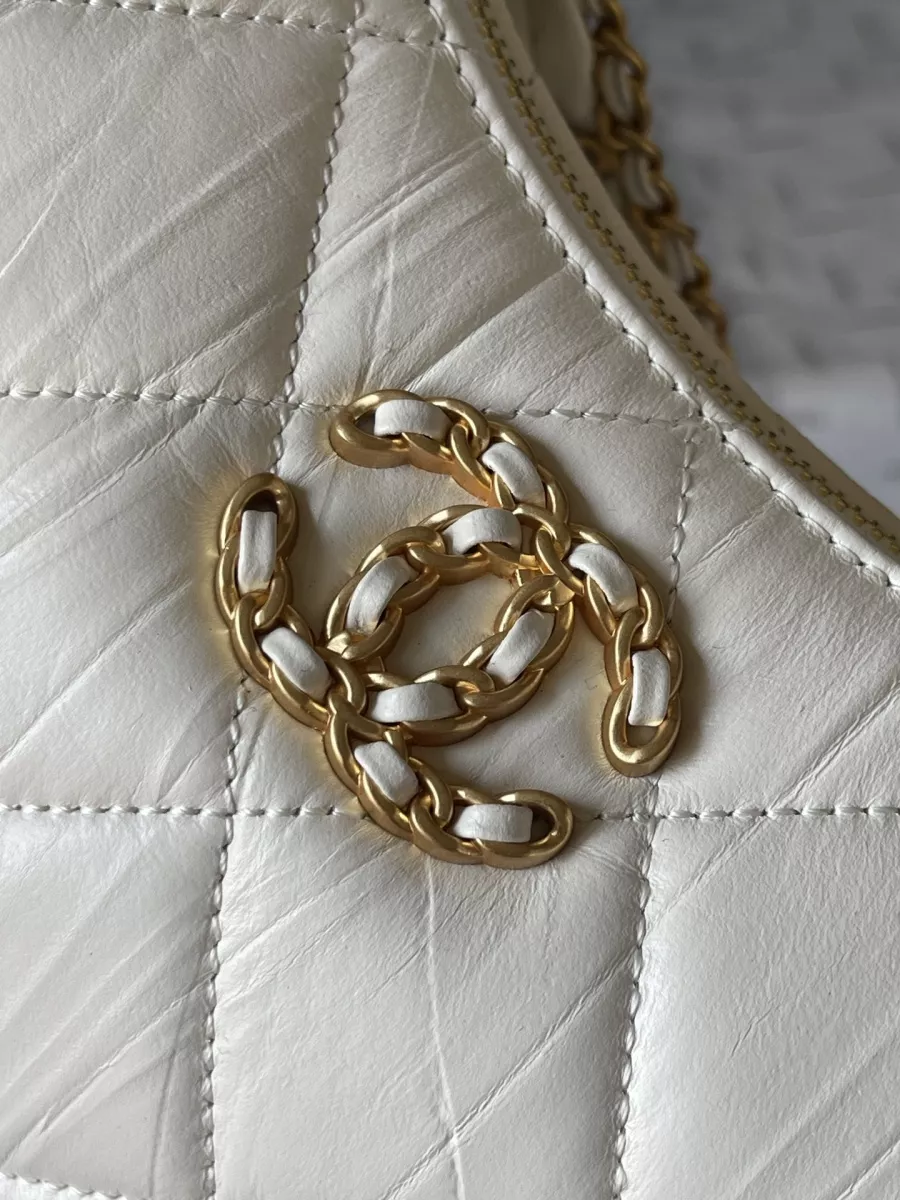 Chanel AAA Quality Shoulder Bags For Women AllSeason 9380
