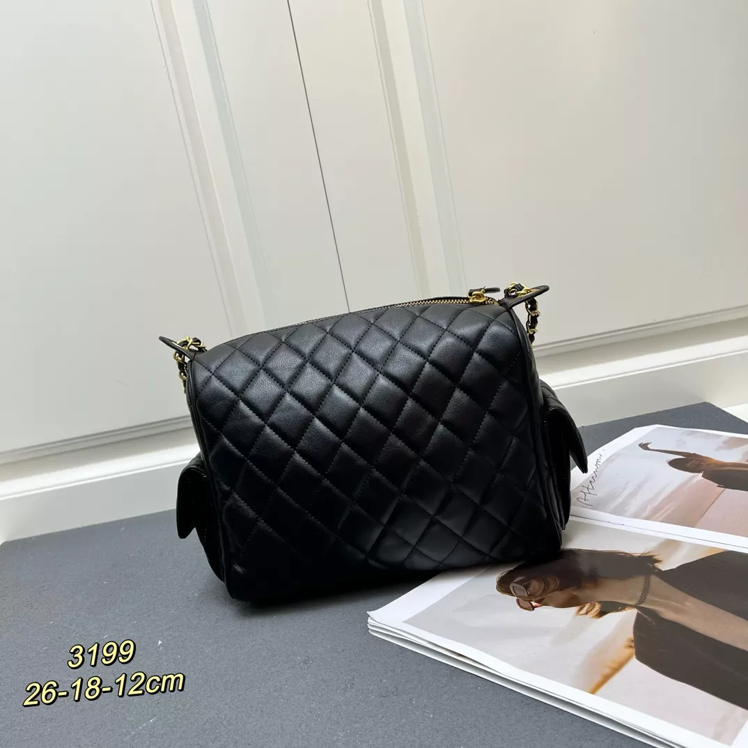Chanel AAA Quality Shoulder Bags For Women Bold 4854
