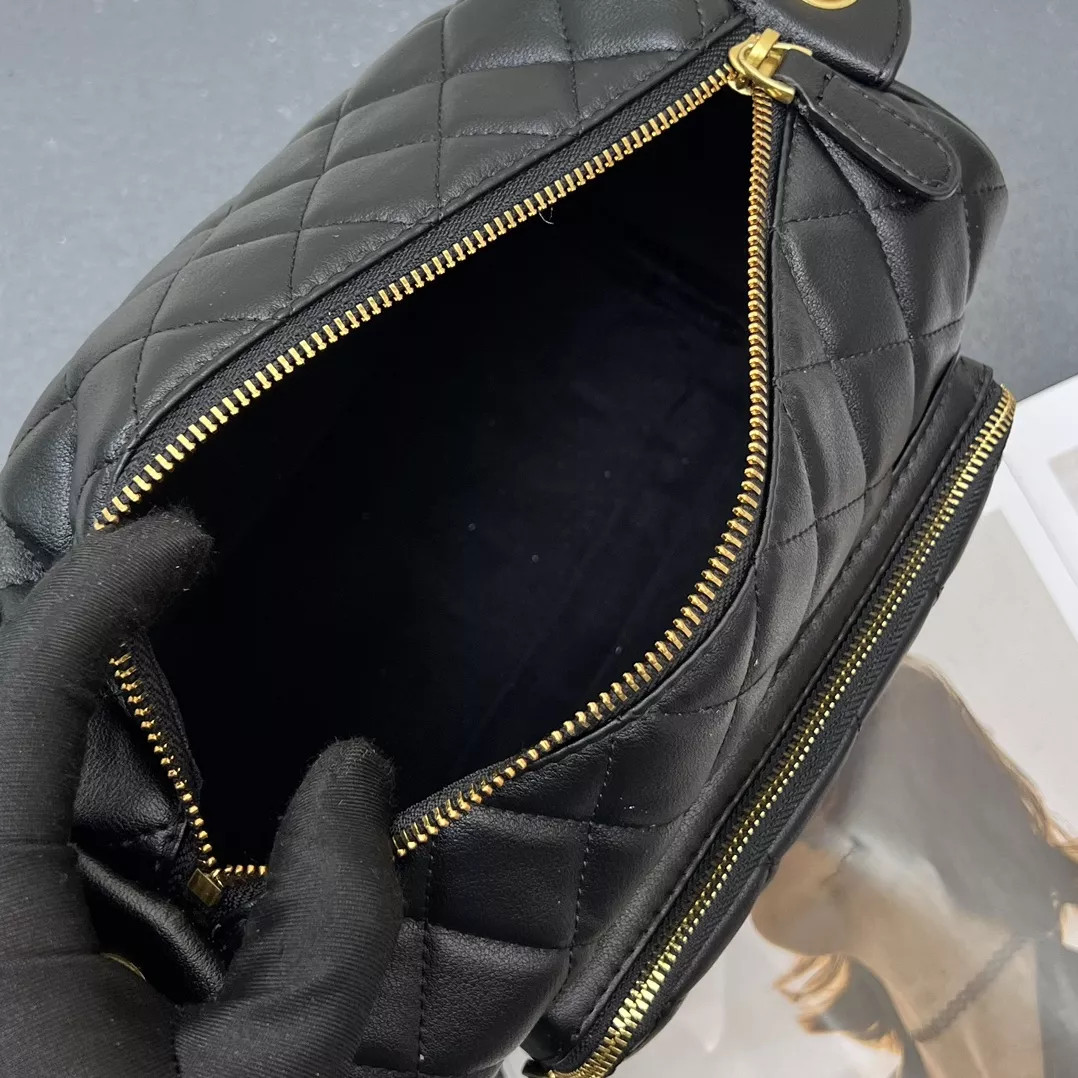 Chanel AAA Quality Shoulder Bags For Women Bold 4854