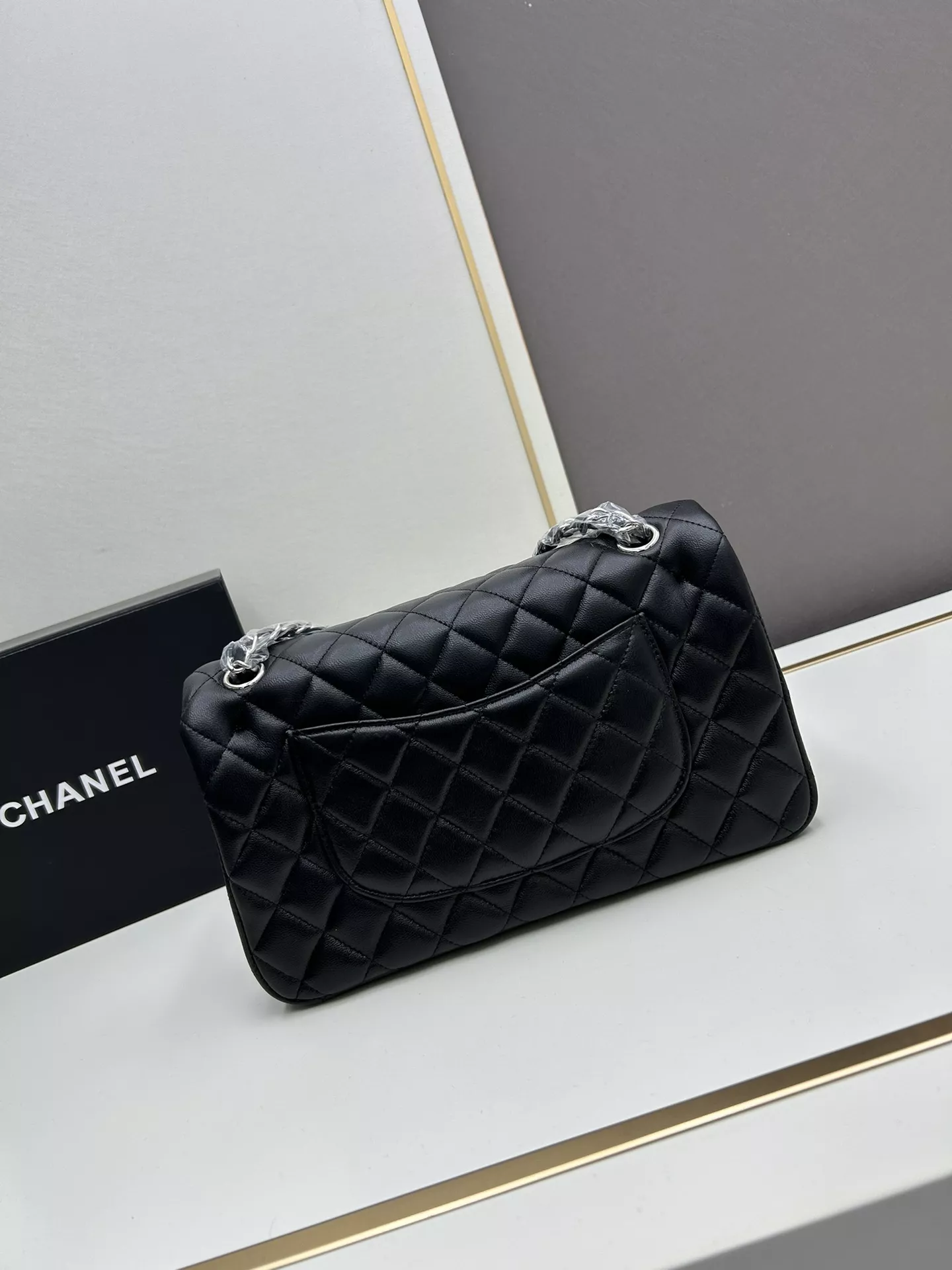 Chanel AAA Quality Shoulder Bags For Women Bright 5702