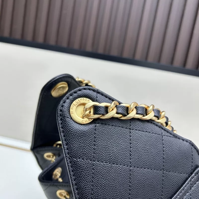 Chanel AAA Quality Shoulder Bags For Women Comfortable 5519