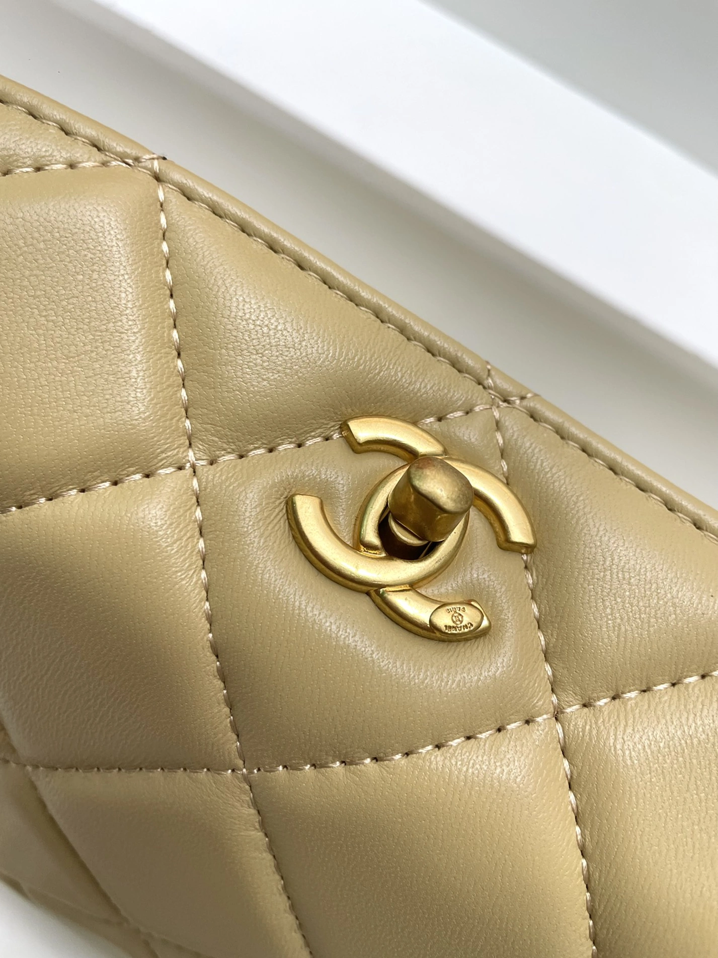 Chanel AAA Quality Shoulder Bags For Women Compact 7184