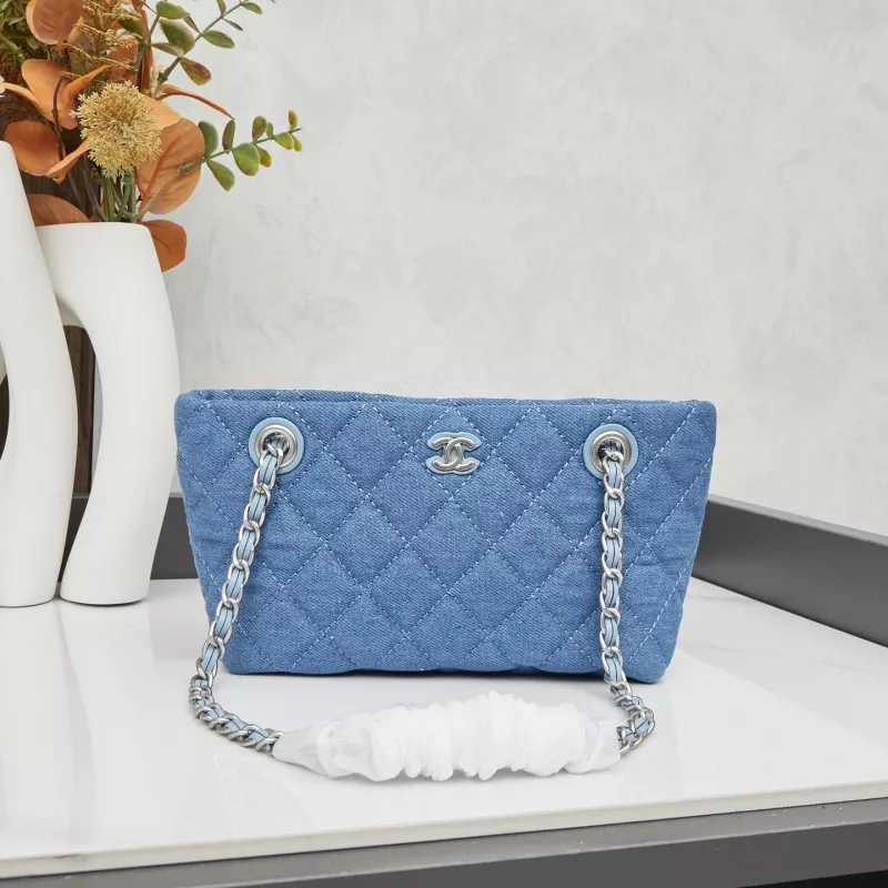 Chanel AAA Quality Shoulder Bags For Women Cozy 1996