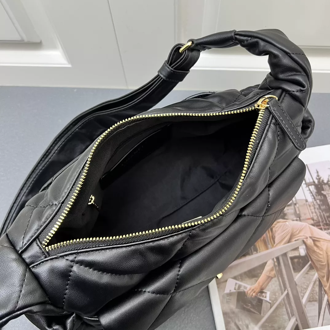 Chanel AAA Quality Shoulder Bags For Women DailyWear 6825