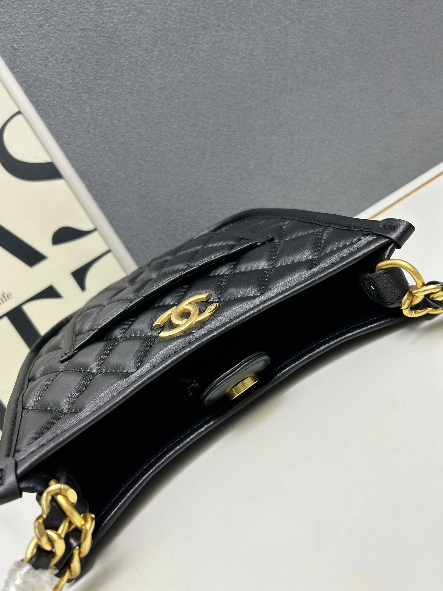 Chanel AAA Quality Shoulder Bags For Women Efficient 809