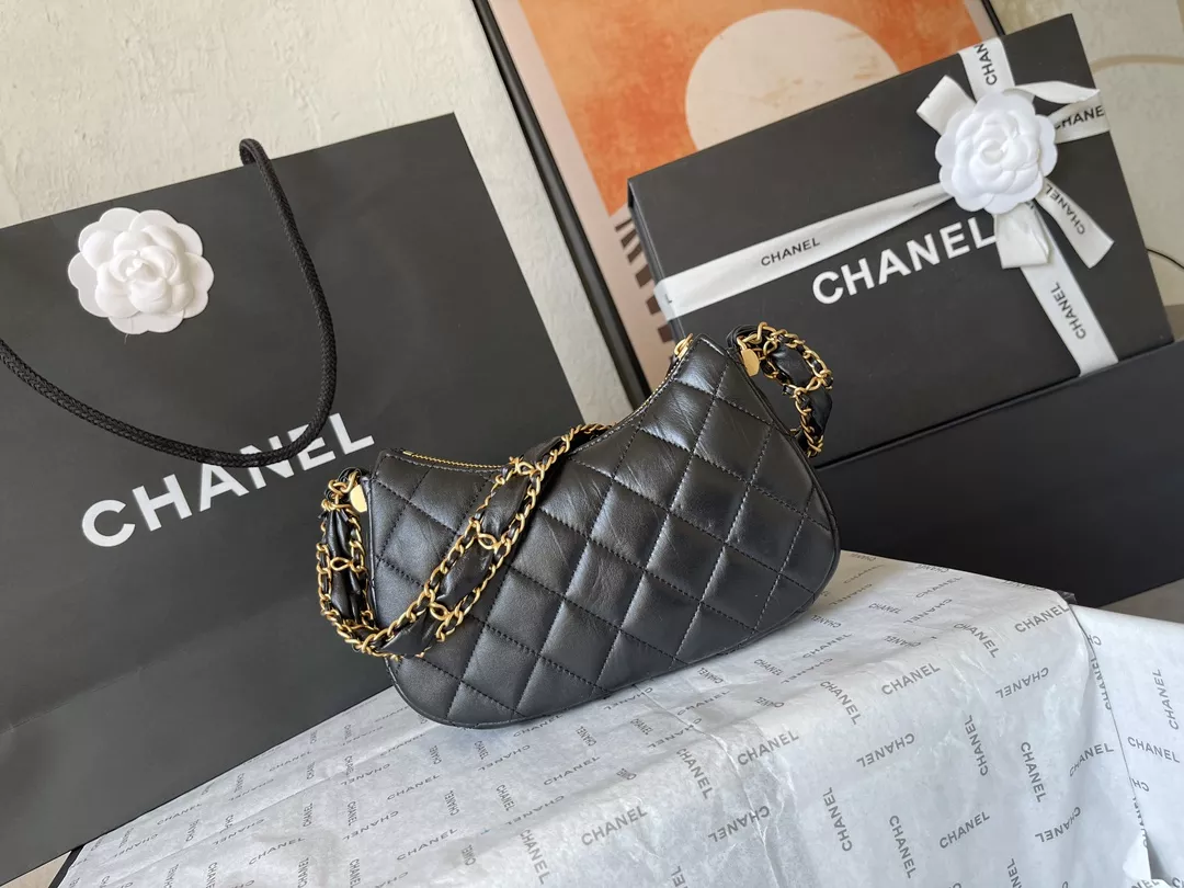 Chanel AAA Quality Shoulder Bags For Women EyeCatching 6638