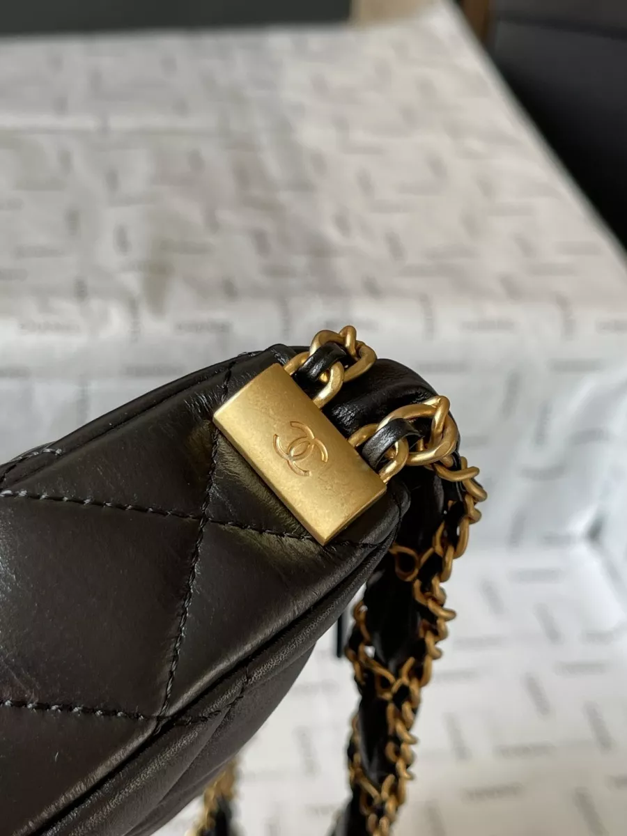 Chanel AAA Quality Shoulder Bags For Women EyeCatching 6638
