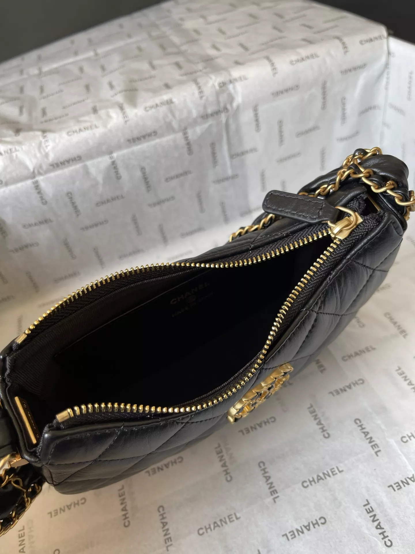 Chanel AAA Quality Shoulder Bags For Women EyeCatching 6638