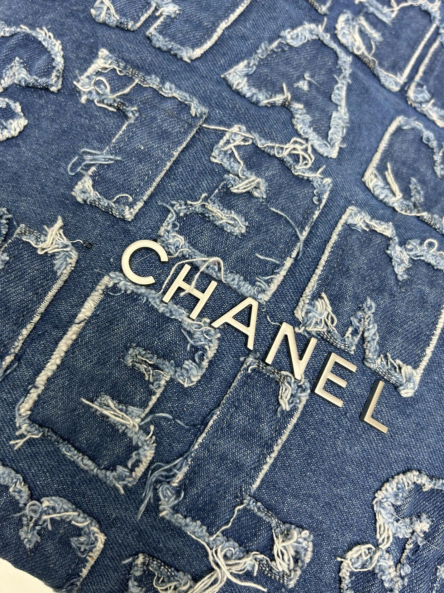 Chanel AAA Quality Shoulder Bags For Women Flexible 9090