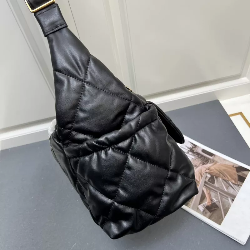 Chanel AAA Quality Shoulder Bags For Women Functional 307