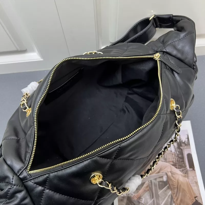 Chanel AAA Quality Shoulder Bags For Women Functional 307