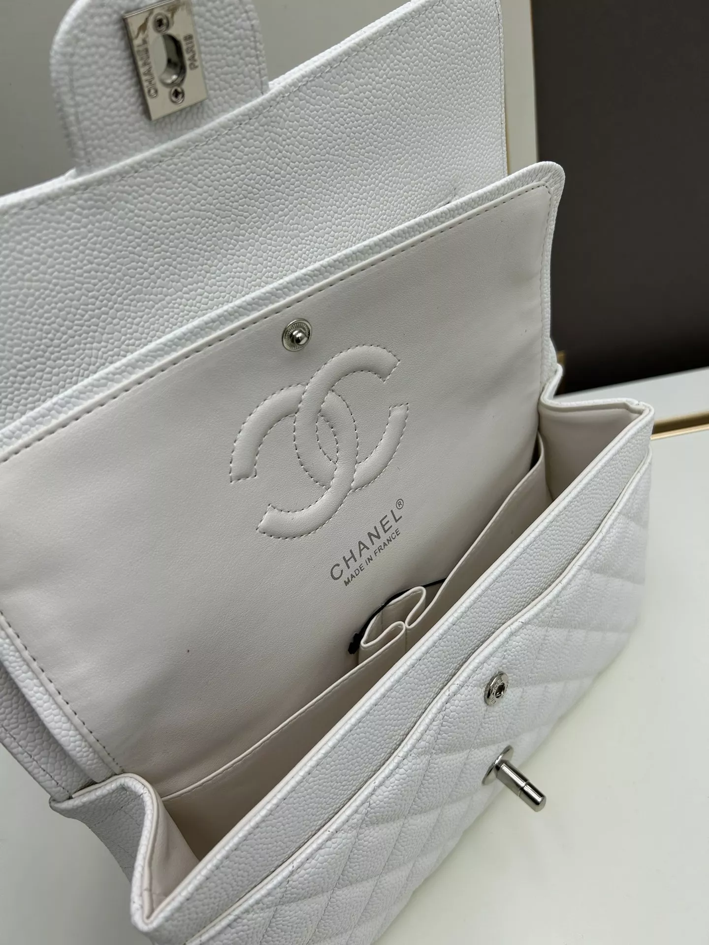 Chanel AAA Quality Shoulder Bags For Women Minimalist 7339