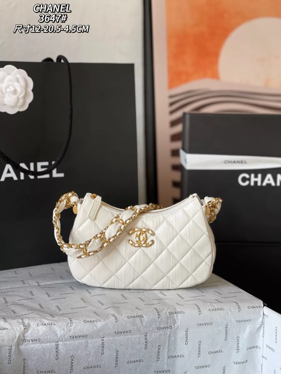 Chanel AAA Quality Shoulder Bags For Women Modern 4803