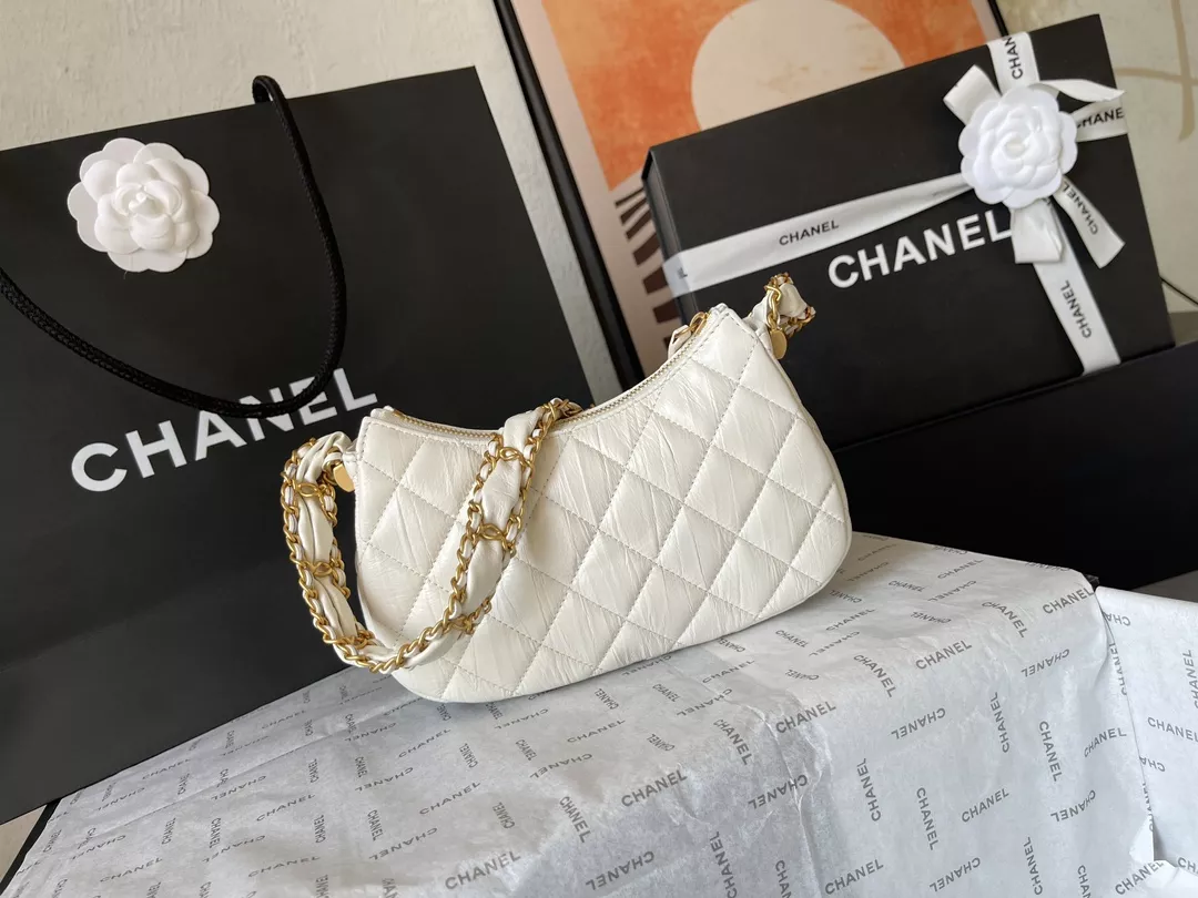 Chanel AAA Quality Shoulder Bags For Women Modern 4803