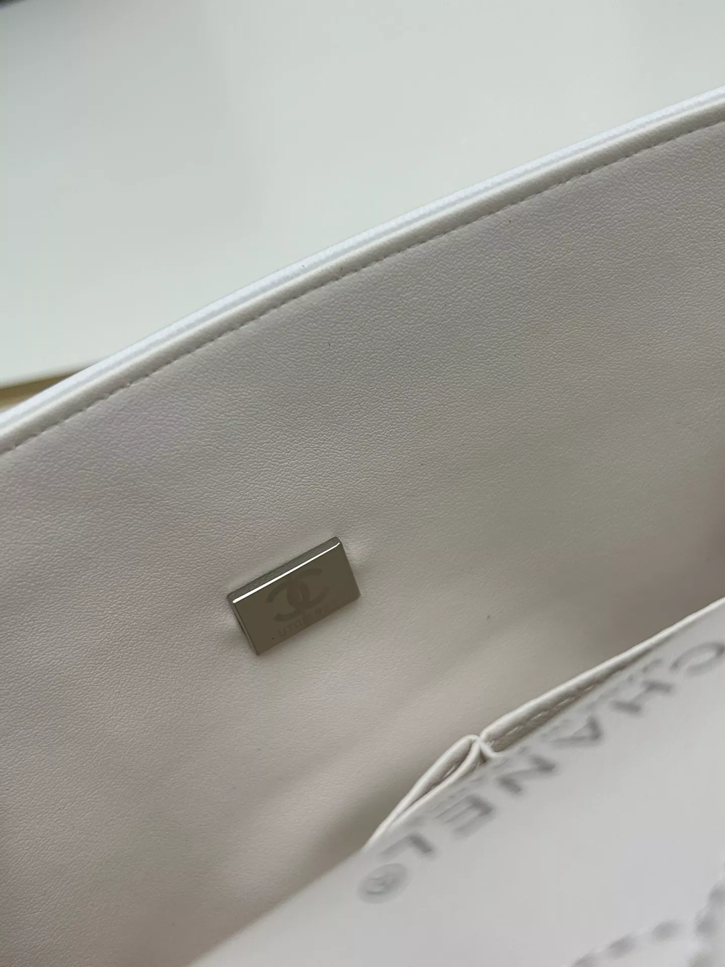 Chanel AAA Quality Shoulder Bags For Women Resilient 8767