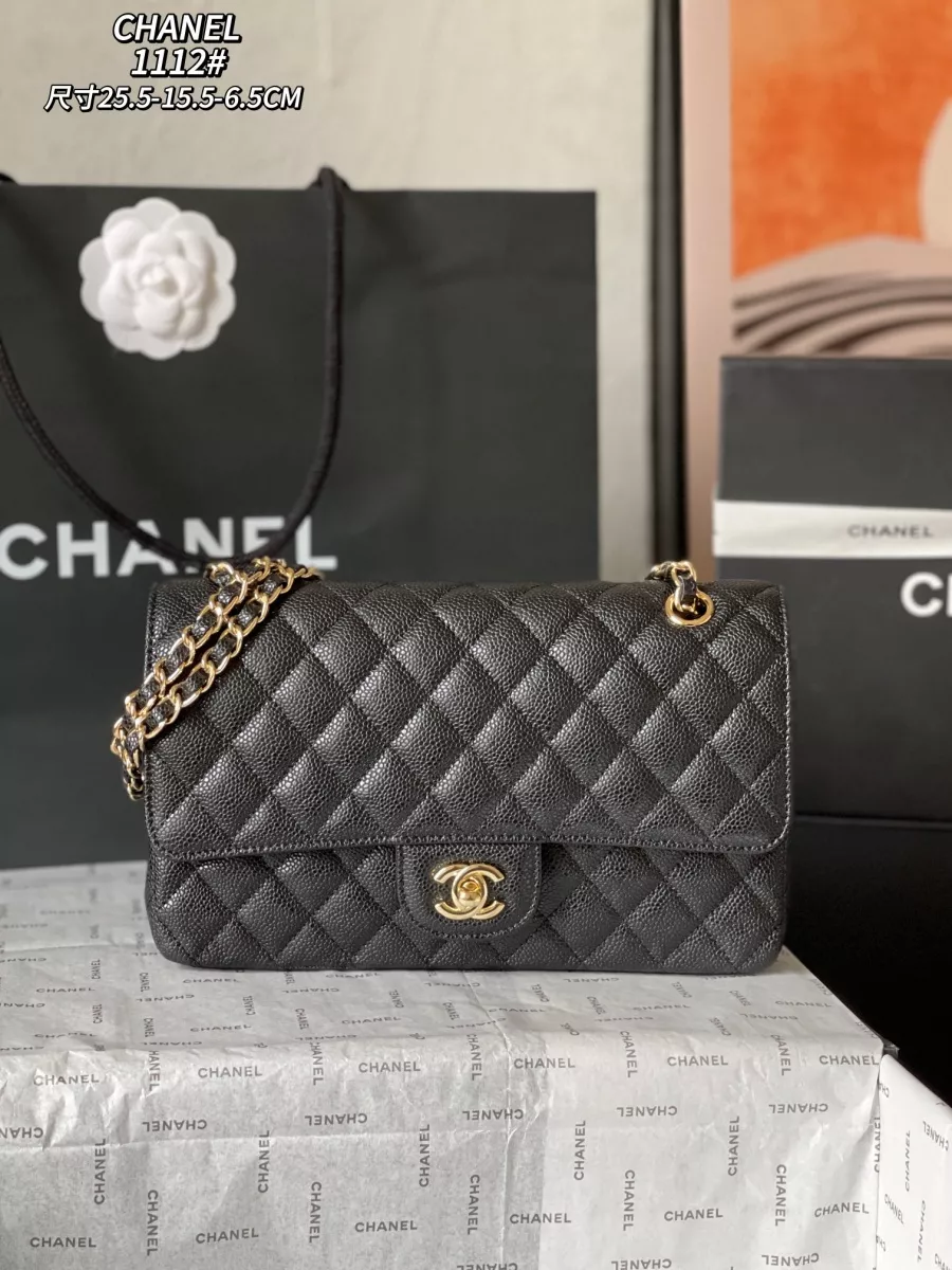 Chanel AAA Quality Shoulder Bags For Women Sleek 8496