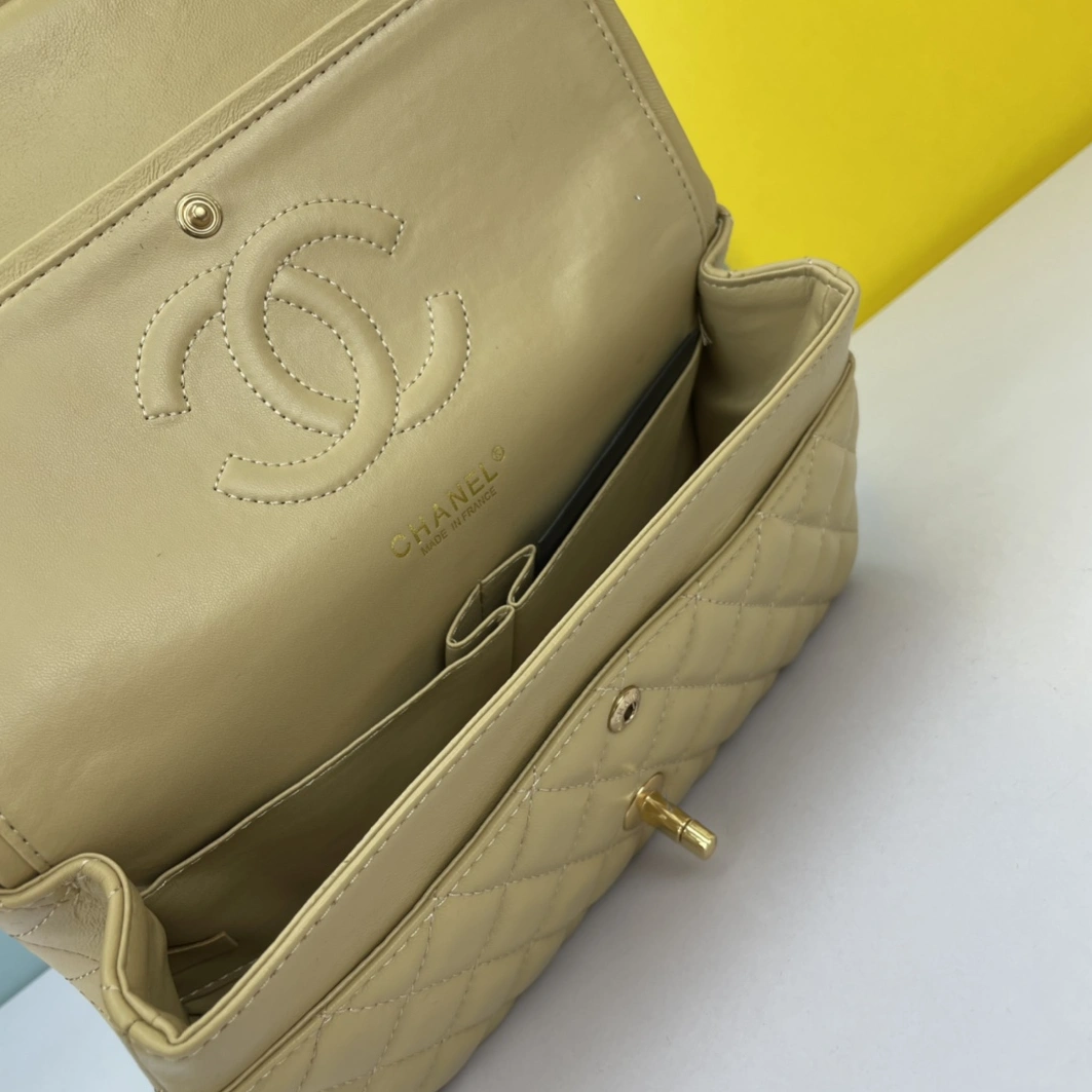 Chanel AAA Quality Shoulder Bags For Women Soft 5703