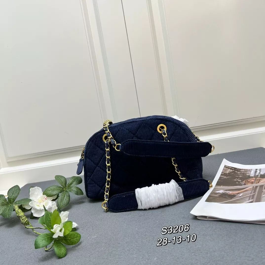 Chanel AAA Quality Shoulder Bags For Women Sophisticated 3368