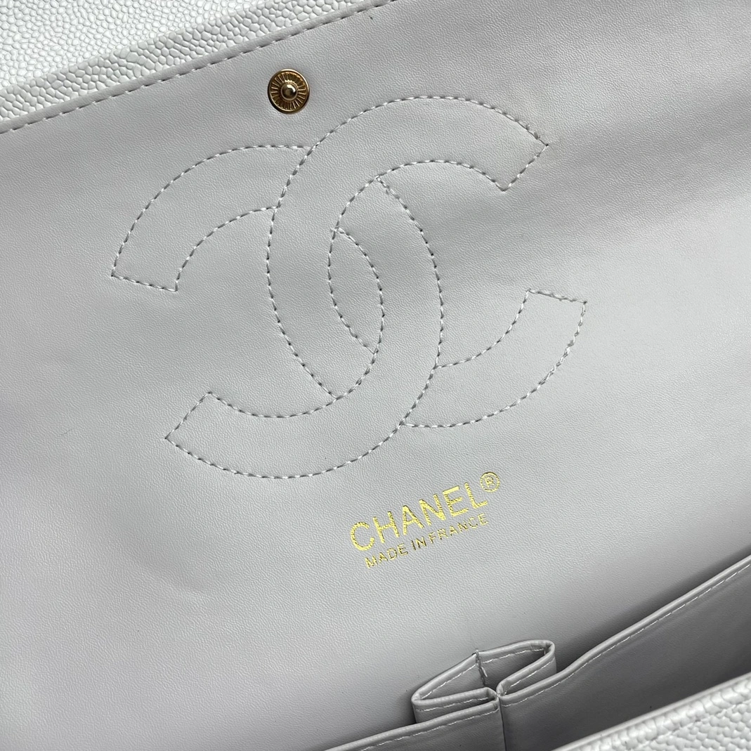 Chanel AAA Quality Shoulder Bags For Women StreetReady 6989